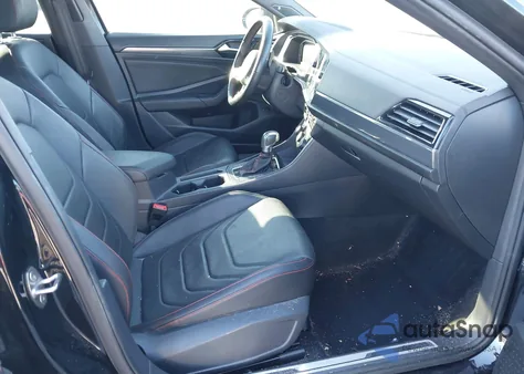 2021 Volkswagen Jetta Gli 2.0T Autobahn/2.0T S z USA, uszkodzony, nr VIN 3VW6T7BU6MM068099